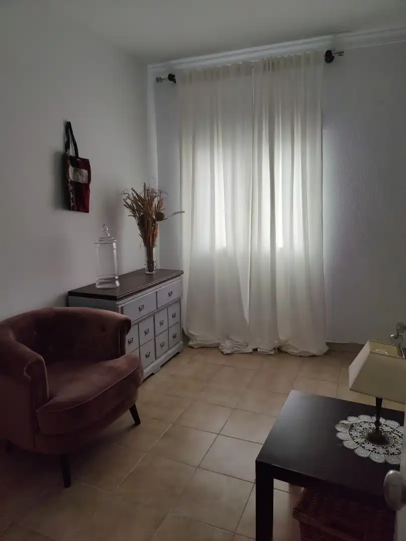 Zimmer in Calle Alta, 6, Conil Schlafzimmer von Wohnung zur untervermieten in Conil de la Frontera mit Terrasse, Möbliert und Ofen