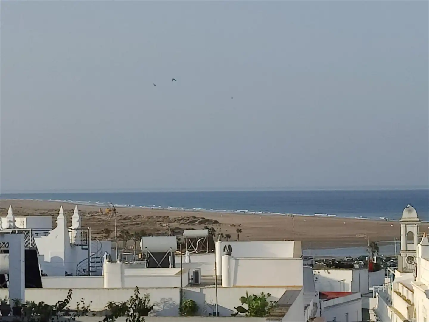 Zimmer in Calle Alta, 6, Conil Außenansicht von Wohnung zur untervermieten in Conil de la Frontera mit Terrasse, Möbliert und Ofen