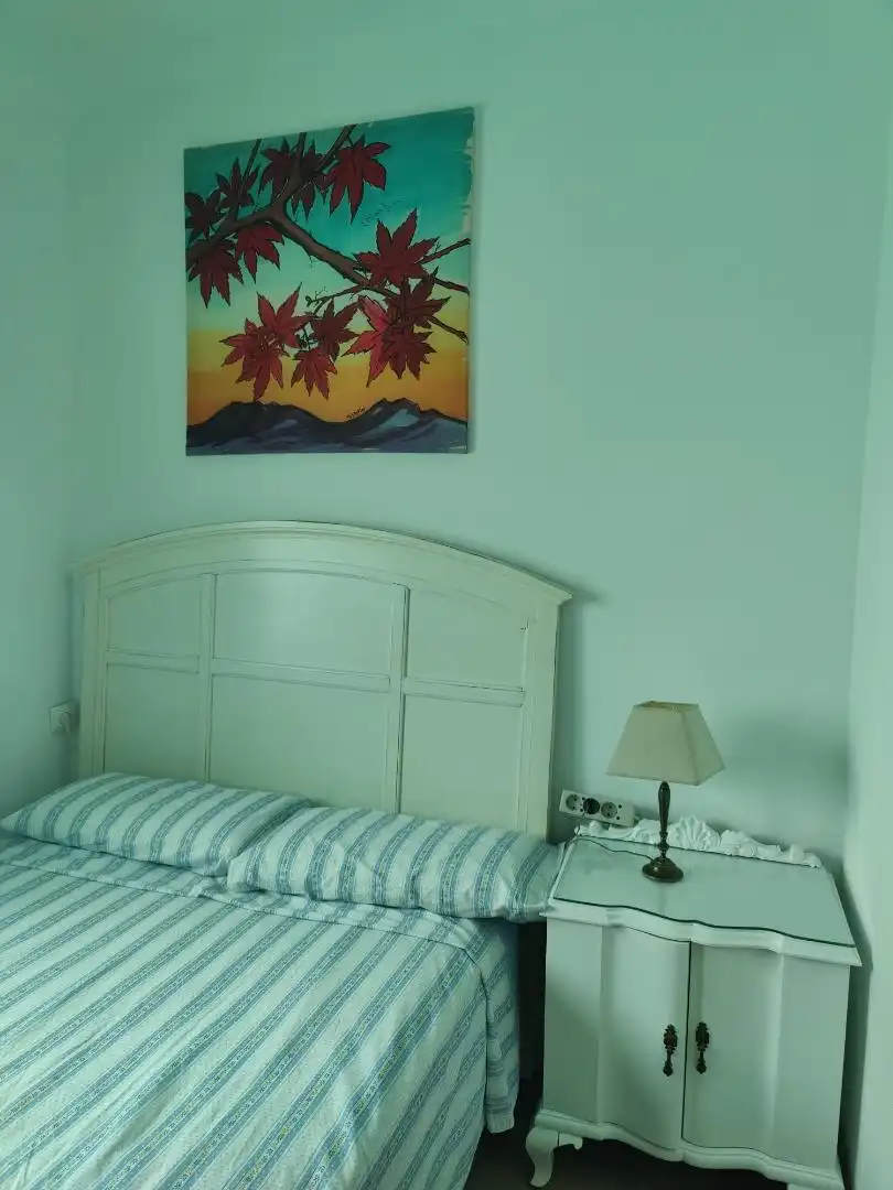 Zimmer in Calle Alta, 6, Conil Schlafzimmer von Wohnung zur untervermieten in Conil de la Frontera mit Terrasse, Möbliert und Ofen