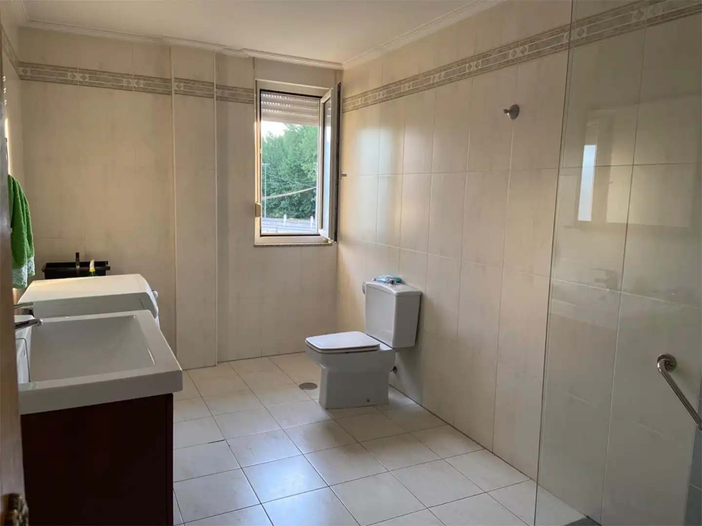 Casa o chalet en venta en Avenida el Bierzo, 10, Camponaraya Baño de Casa o chalet en venta en Camponaraya con Balcón