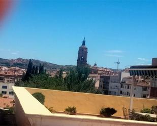 Vista exterior de Àtic en venda en Guadix amb Aire condicionat, Calefacció i Parquet