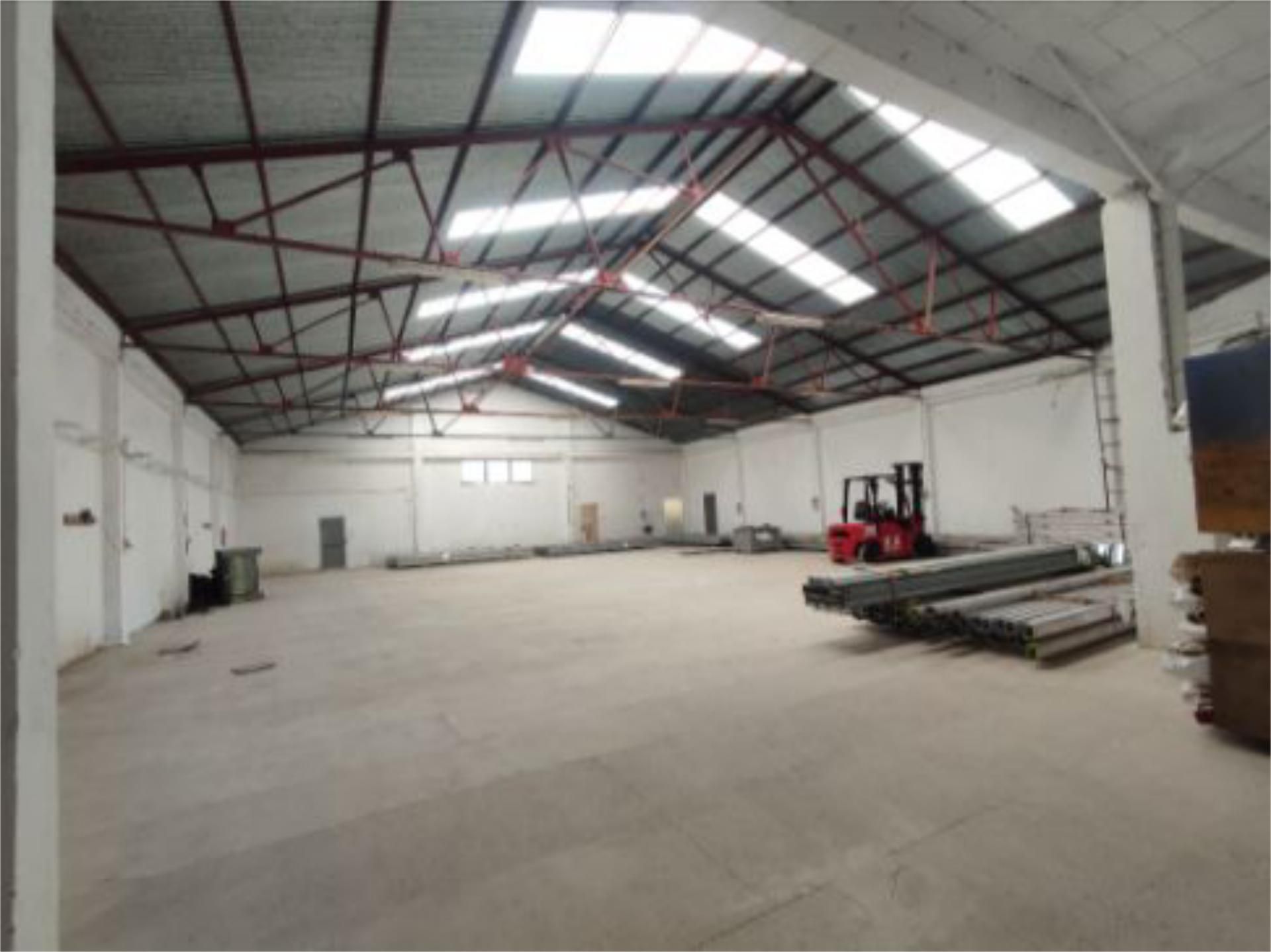 Nau industrial en venda en Villanueva de Castellón