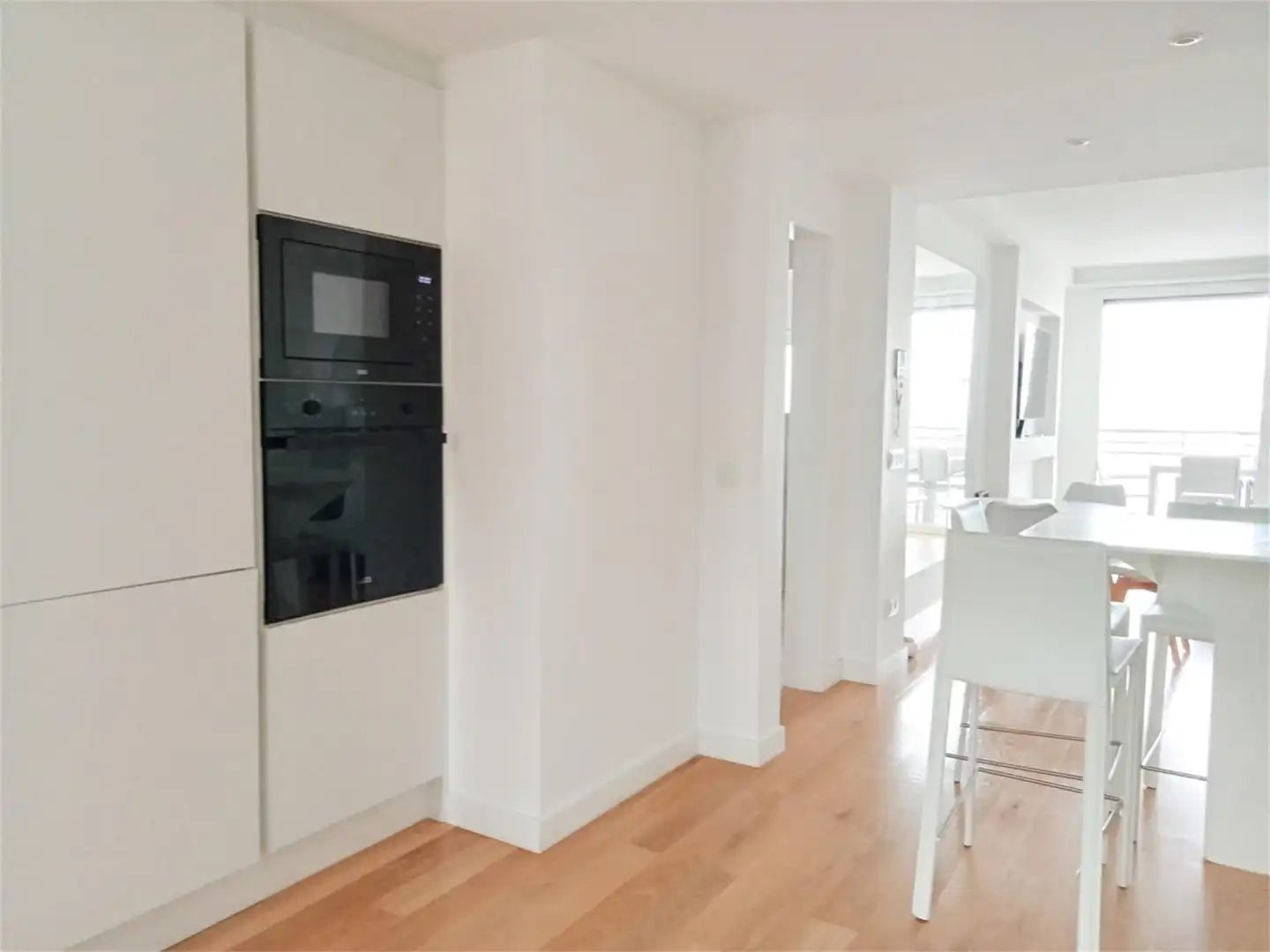 Flat for rent in Passeig de la Marina, 316, Castelldefels Kitchen of Flat for rent in Castelldefels with Air Conditioner, Terrace and Storage room