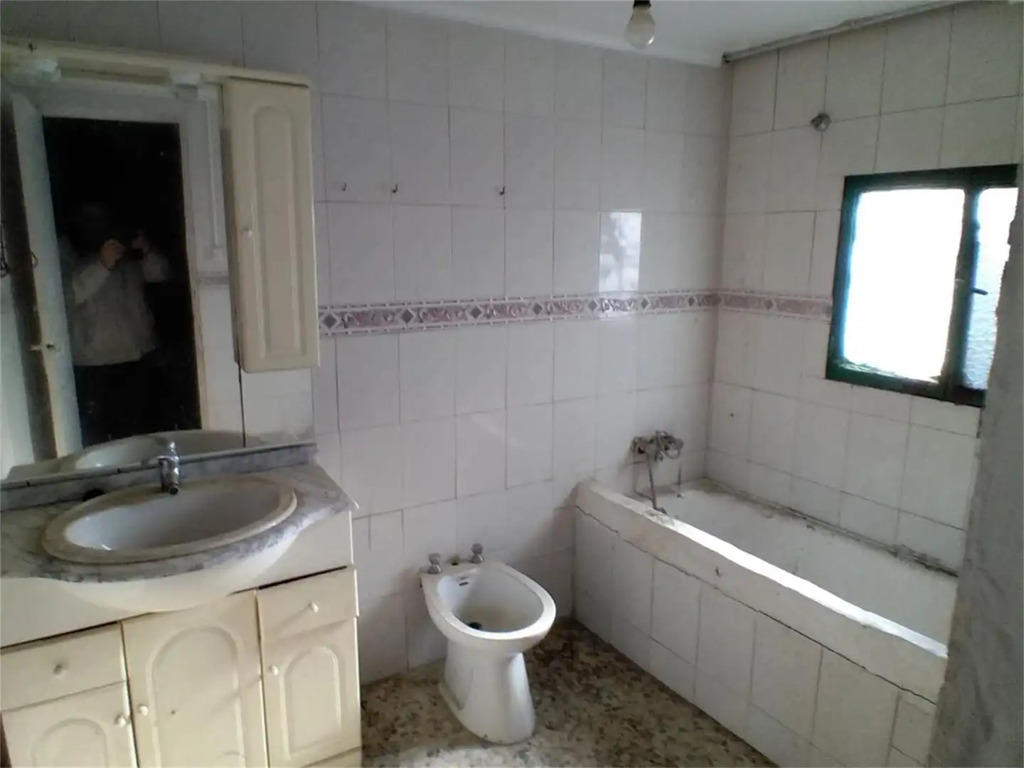 Flat for sale in Calle de Andalucia, 80, Paterna del Campo Bathroom of Flat for sale in Paterna del Campo