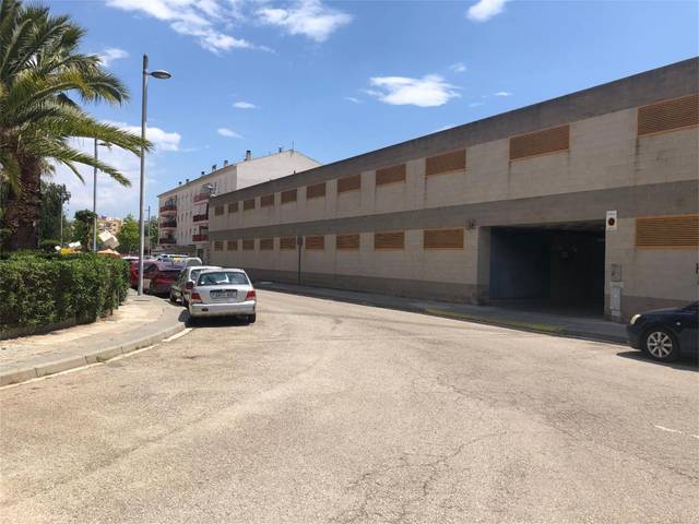 Garaje en Venta en Carrer Riu Algars, 6 en Campclar