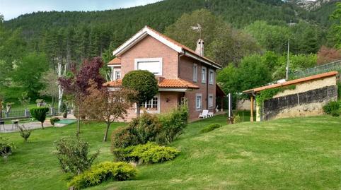 Foto 4 de Casa o xalet en venda a Calle Parque Infantil, 28, Cistierna, León