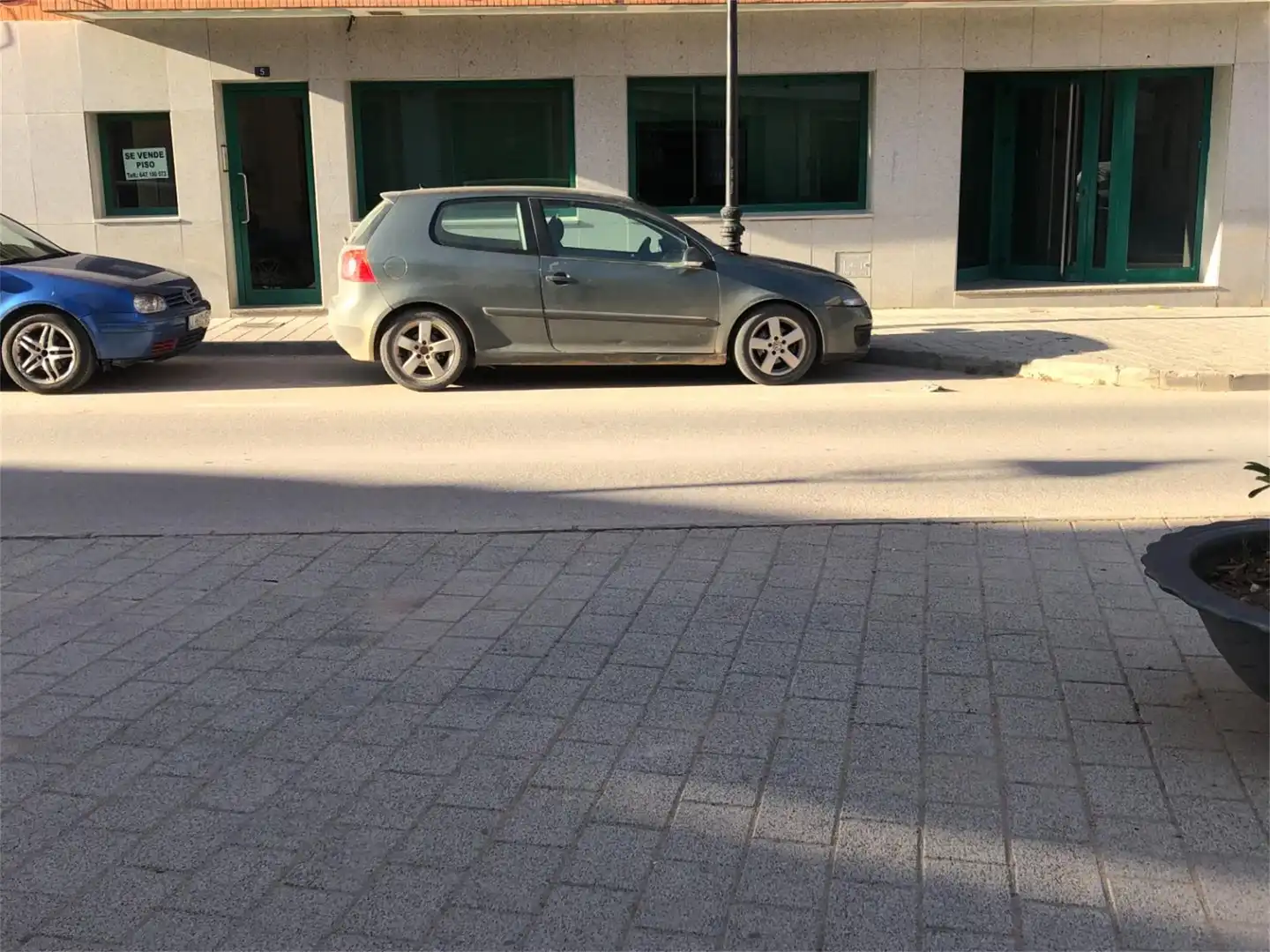 Geschaftsraum zur Miete in Calle General Borrero, 5, Las Pedroñeras Parkplatz von Geschaftsraum zur Miete in Las Pedroñeras mit Klimaanlage und Möbliert