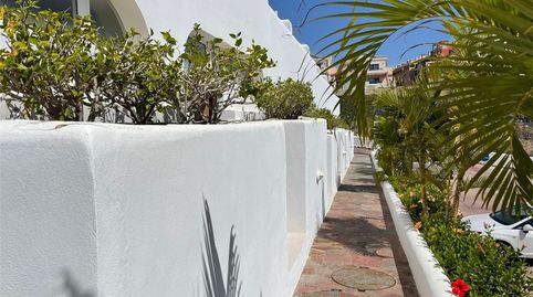 Foto 2 de Apartamento en venta en Avenida Adeje 300, 33a, Callao Salvaje - Playa Paraíso, Adeje