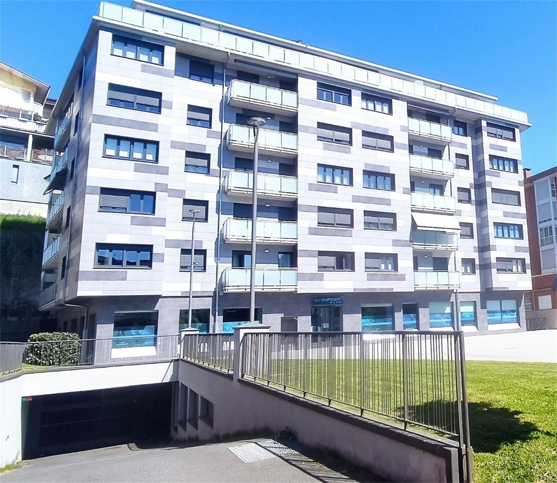 Exterior view of Flat for sale in Urretxu  with Terrace and Balcony
