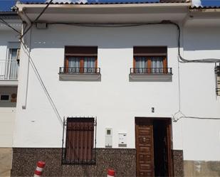 Exterior view of Single-family semi-detached for sale in Villanueva del Trabuco  with Terrace