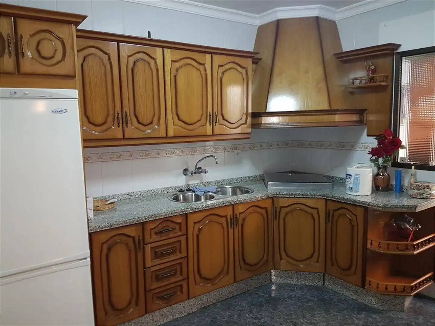 Cuina de Casa adosada en venda en Villanueva del Trabuco amb Terrassa