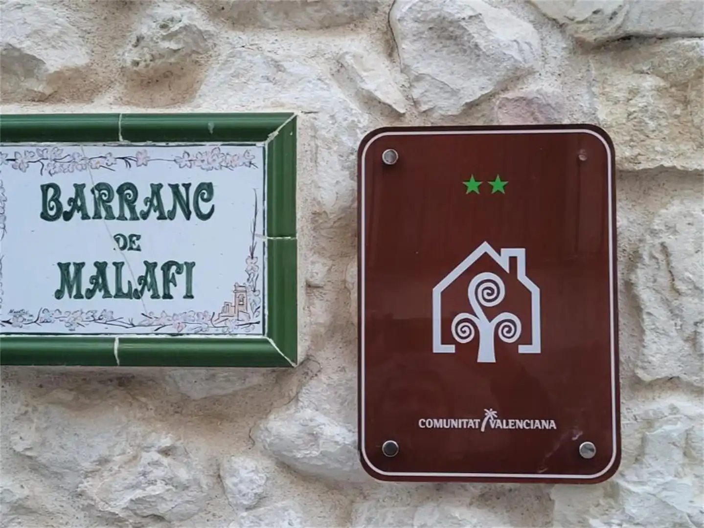 Finca rústica en venta en Tollos con Calefacción, Terraza y Trastero