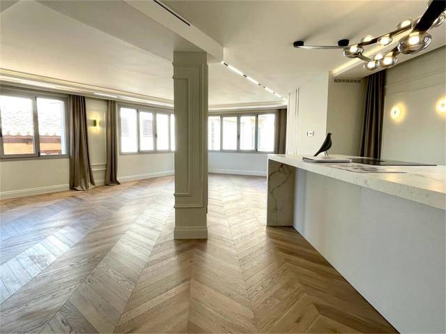 Piso en Venta en Carrer de Can Pont i Vic, 2B en Monti-Sion