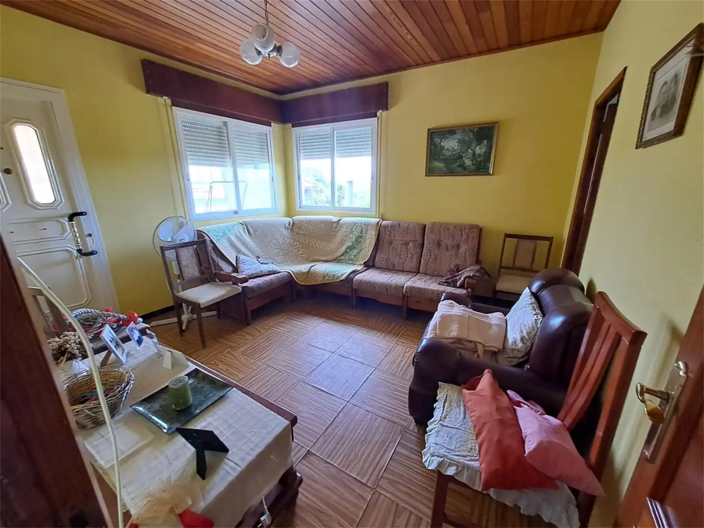 Finca rústica en venta en Lugar Rubias, 20, A Bola Sala de estar de Finca rústica en venta en A Bola con Calefacción, Jardín privado y Parquet