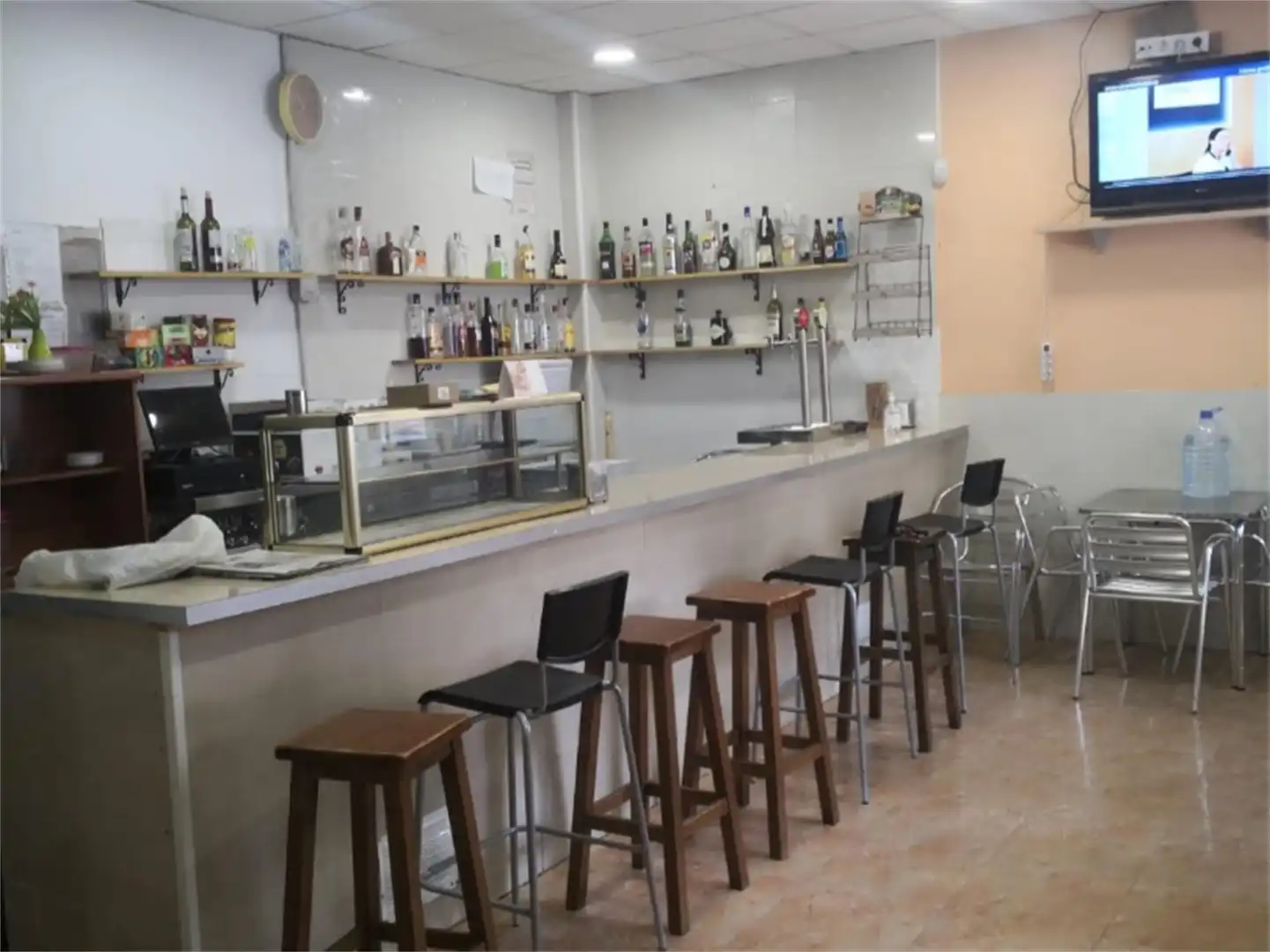 Local de alquiler en El Prat de Llobregat con Amueblado