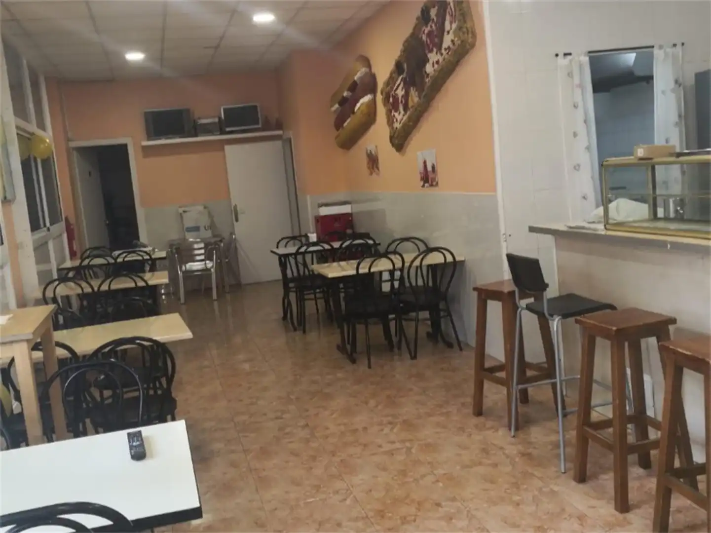 Local de alquiler en El Prat de Llobregat con Amueblado