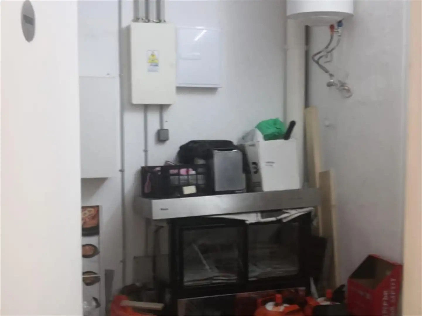 Cocina de Local de alquiler en El Prat de Llobregat con Amueblado