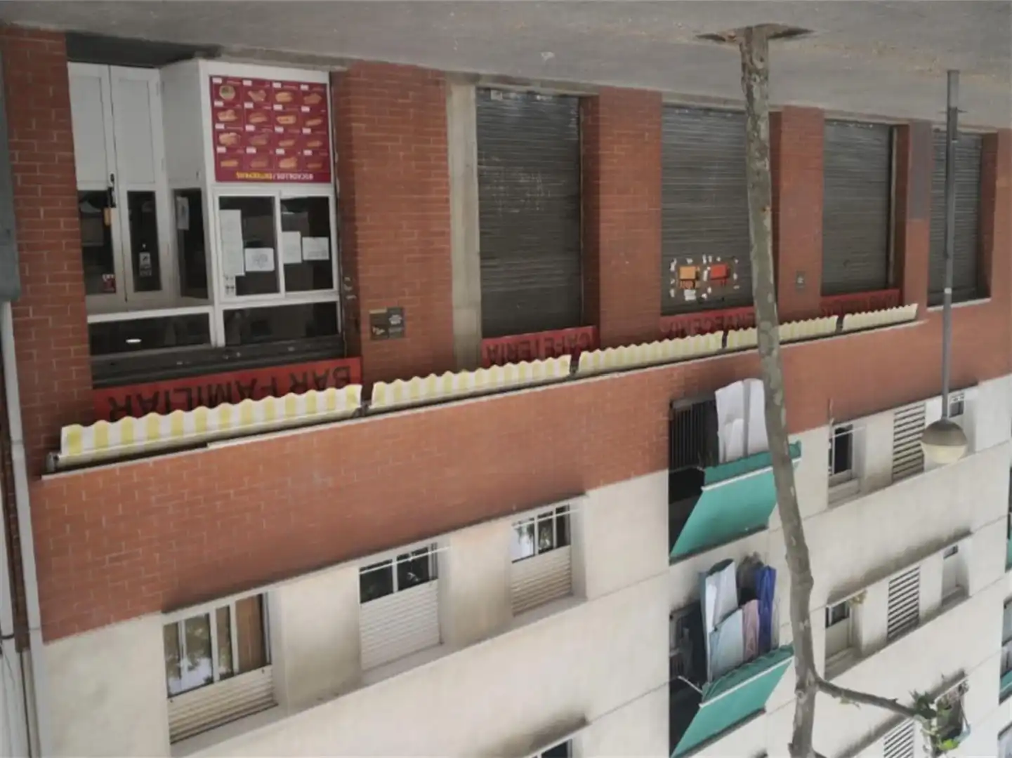 Vista exterior de Local de alquiler en El Prat de Llobregat con Amueblado