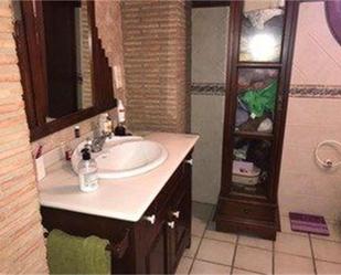 Bathroom of Flat for sale in Ador  with Terrace and Balcony