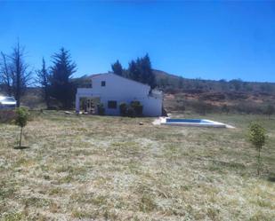 Country house for sale in Ariño