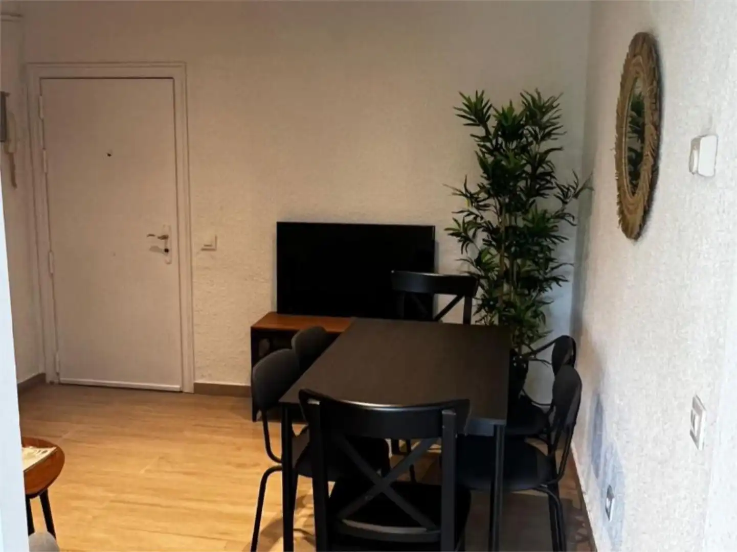 Comedor de Piso para compartir en Barcelona con Calefacción, Parquet y Amueblado