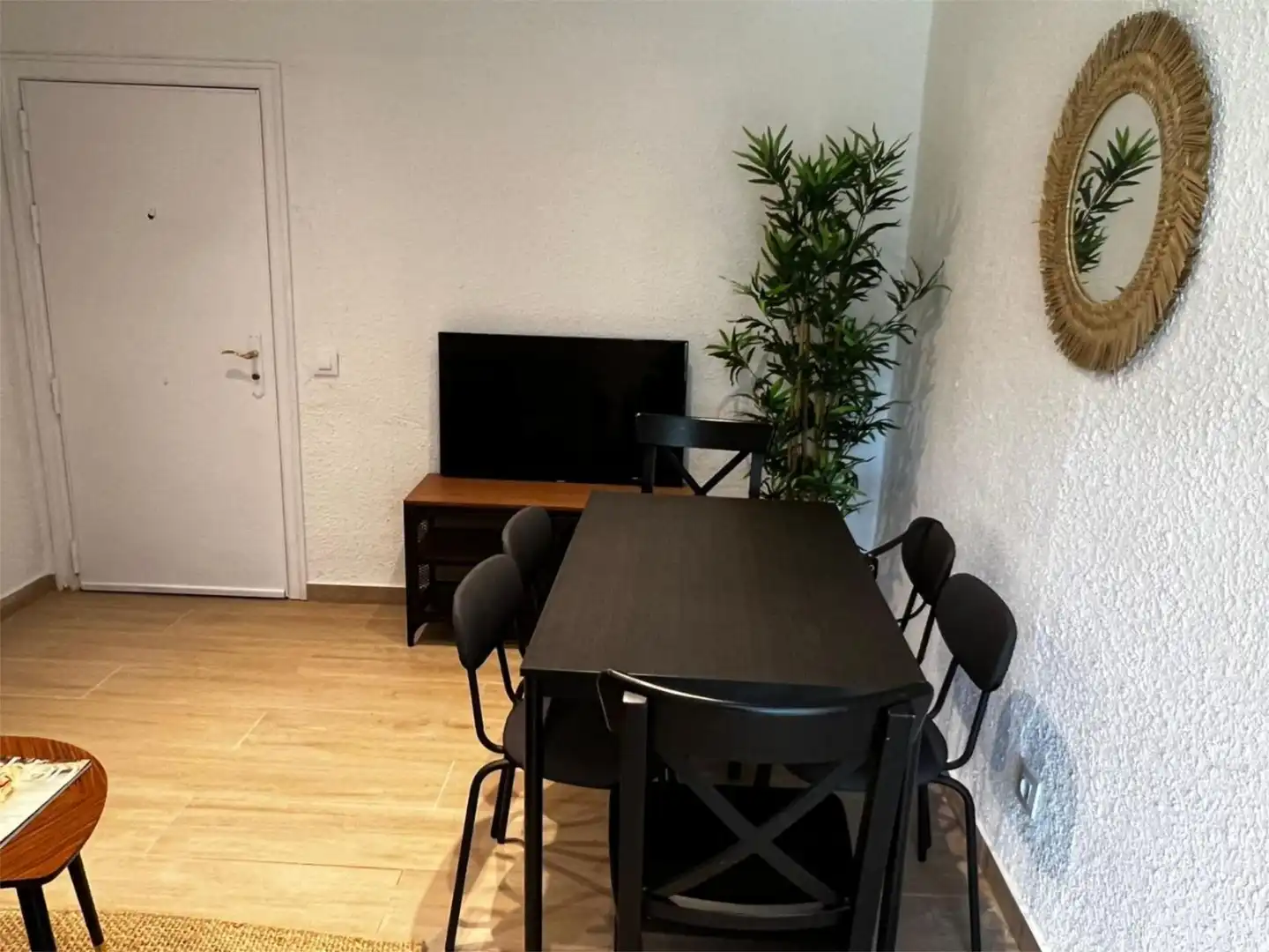 Comedor de Piso para compartir en Barcelona con Calefacción, Parquet y Amueblado