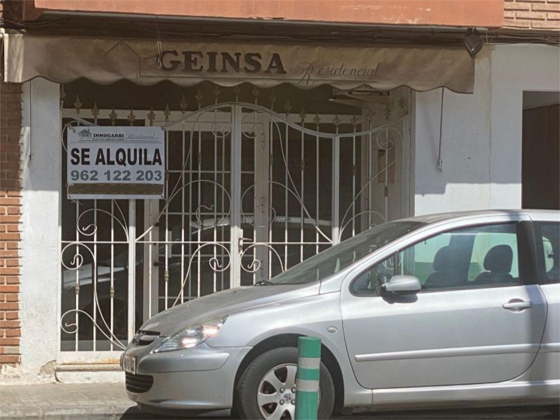 Local en venda a Avenida Camp del Túria, 3, Pueblo