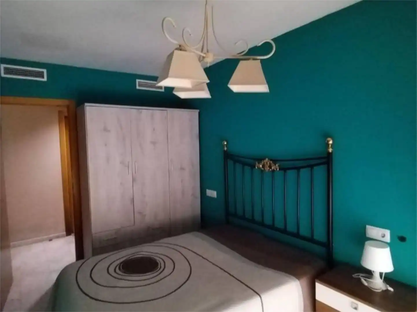 Piso en venta en Calle Carnicería, 69, Mancha Real Habitación de Piso en venta en Mancha Real con Aire acondicionado, Calefacción y Amueblado