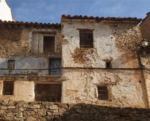 Vista exterior de Casa adosada en venda en La Iglesuela del Cid
