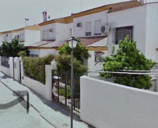 Vista exterior de Casa adosada en venda en Hornachos amb Aire condicionat, Jardí privat i Traster