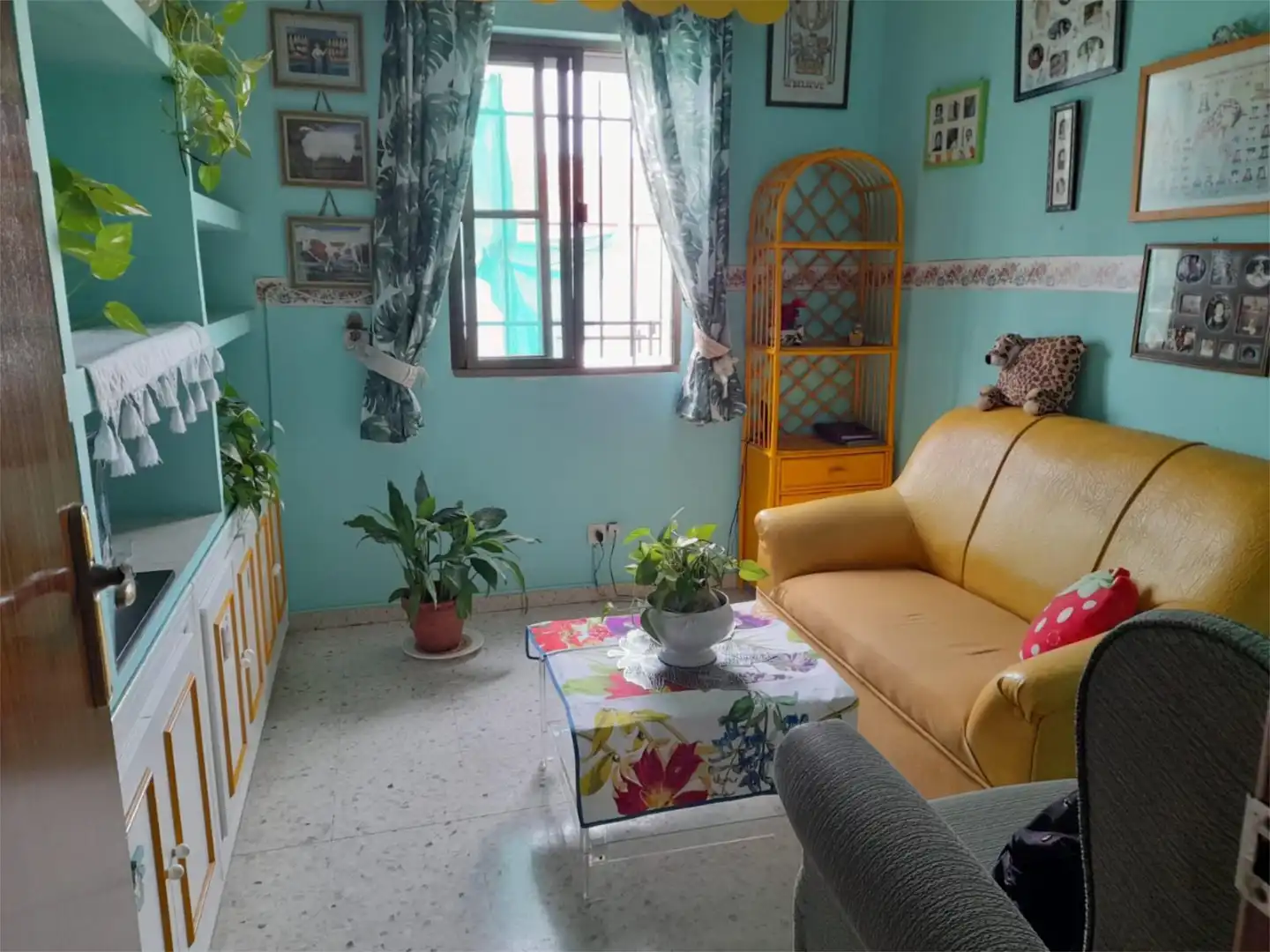 Casa adosada en venta en Calle Reina Sofía, 2, Hornachos Sala de estar de Casa adosada en venta en Hornachos con Aire acondicionado, Jardín privado y Trastero