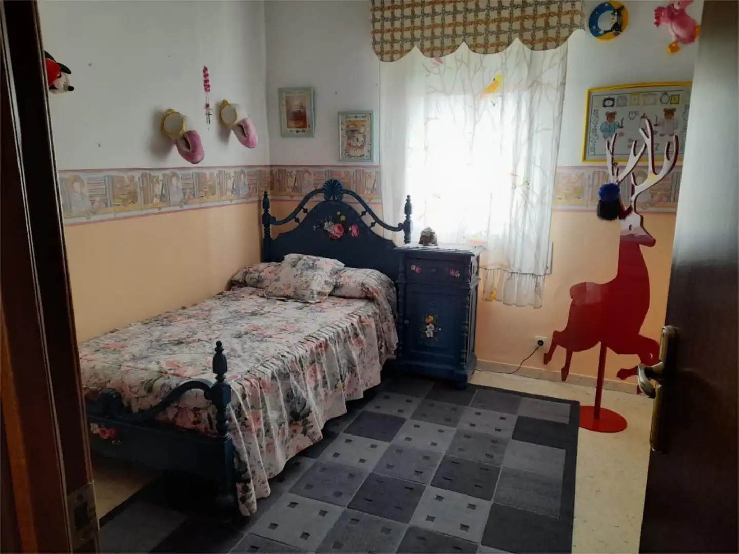 Casa adosada en venta en Calle Reina Sofía, 2, Hornachos Habitación de Casa adosada en venta en Hornachos con Aire acondicionado, Jardín privado y Trastero