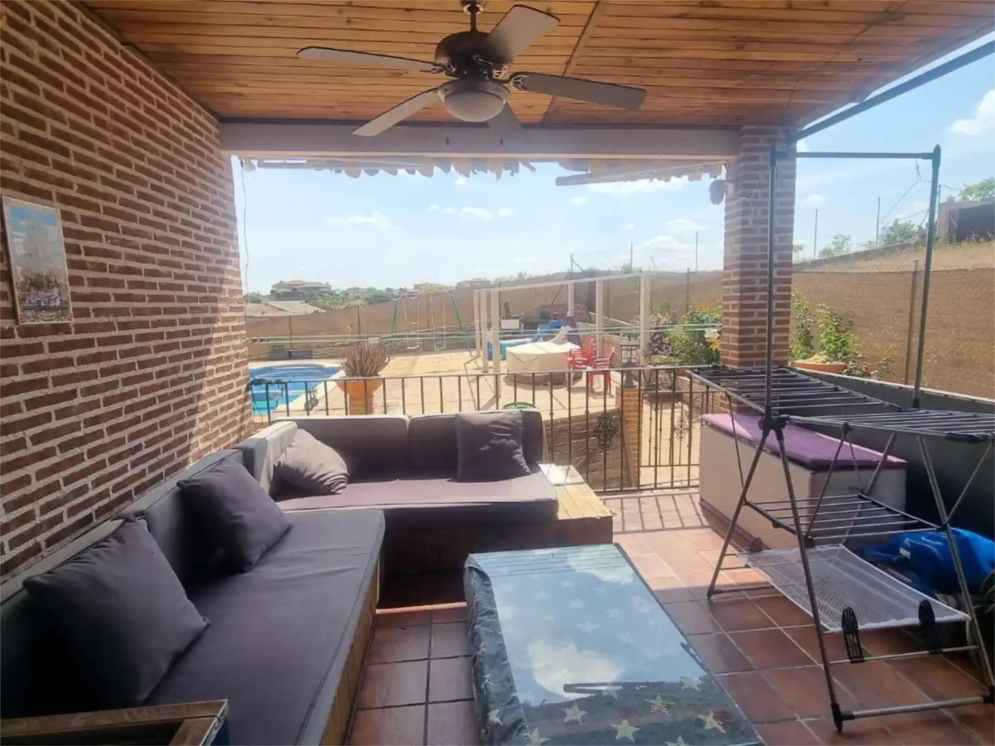 Casa o chalet en venta en Calle la Aldea, 2, Méntrida Terraza de Casa o chalet en venta en Méntrida con Piscina