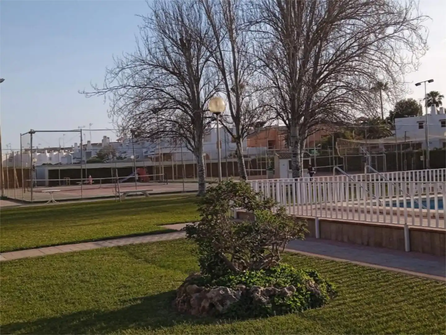 Vista exterior de Casa adosada de alquiler en Canet d'En Berenguer con Calefacción, Jardín privado y Terraza