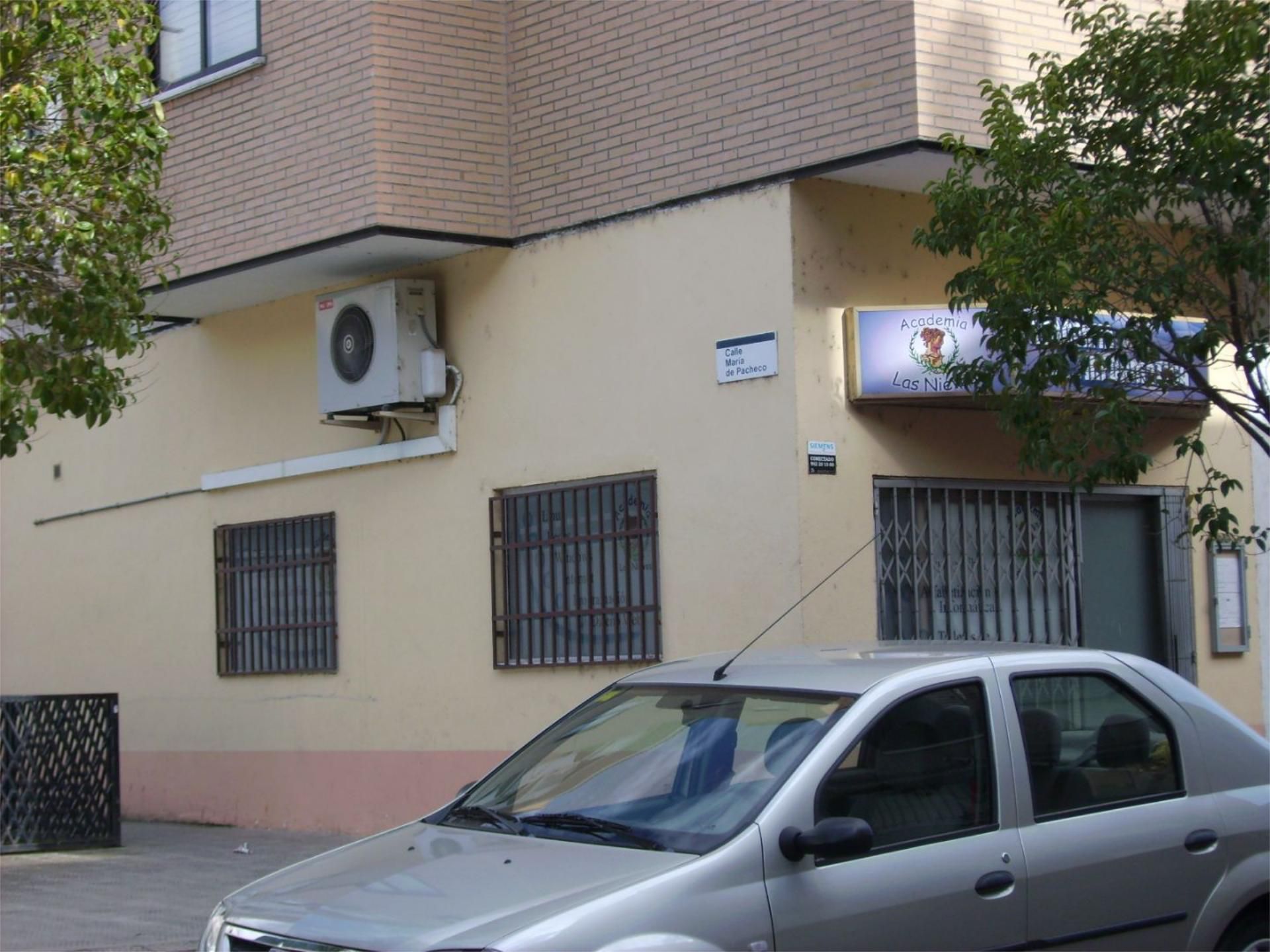 Vista exterior de Local de lloguer en Santa Marta de Tormes