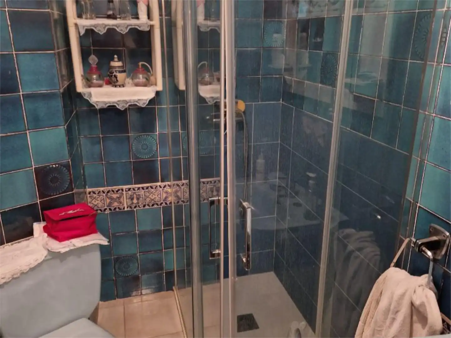 Piso en venta en Calle José María Pereda, 63, Inmobiliaria - Barreda Baño de Piso en venta en Torrelavega con Calefacción, Terraza y Trastero