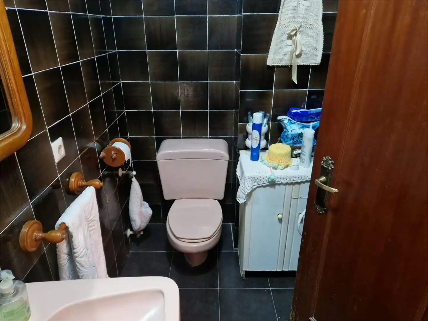 Piso en venta en Calle José María Pereda, 63, Inmobiliaria - Barreda Baño de Piso en venta en Torrelavega con Calefacción, Terraza y Trastero