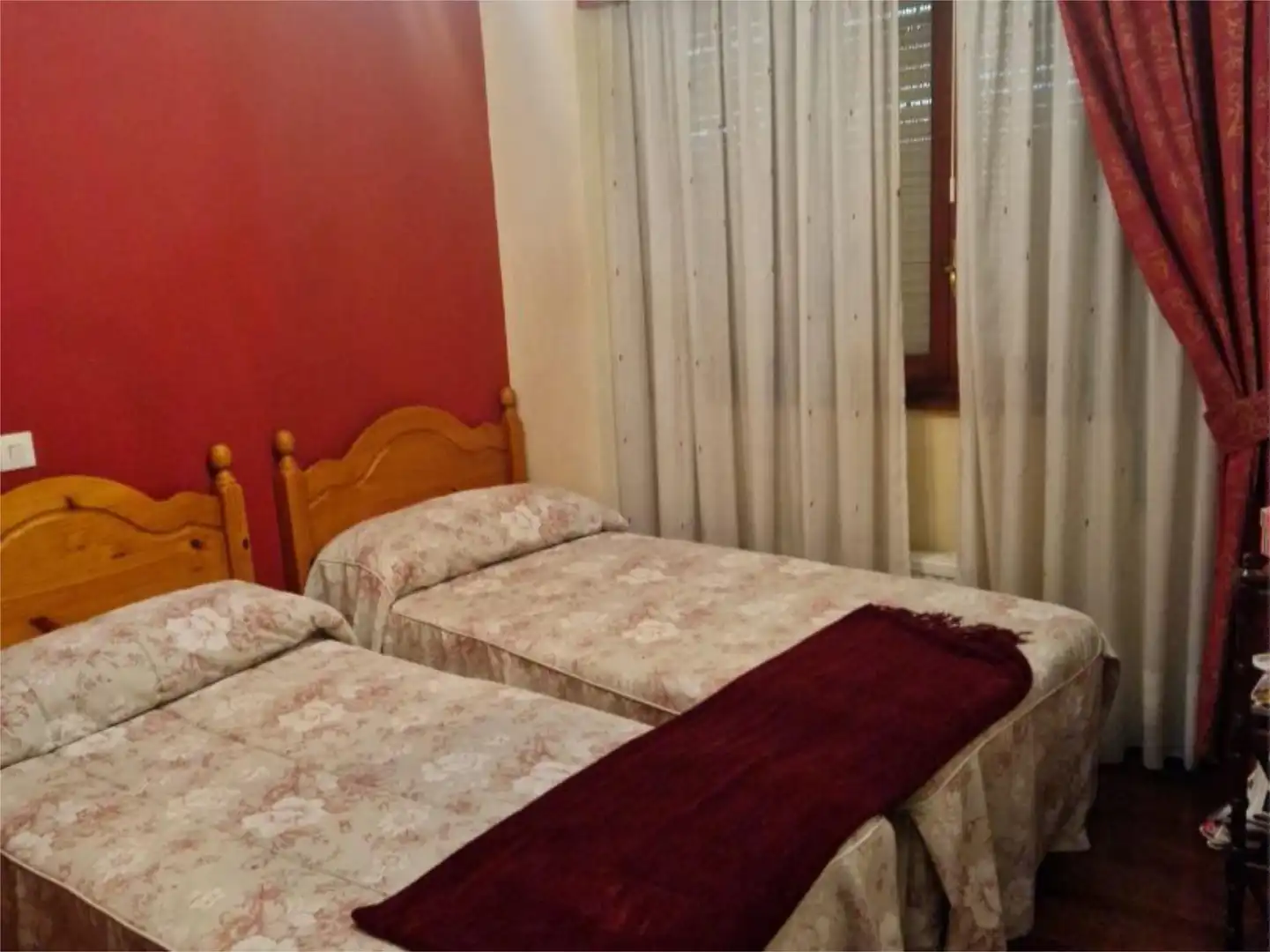 Piso en venta en Calle José María Pereda, 63, Inmobiliaria - Barreda Habitación de Piso en venta en Torrelavega con Calefacción, Terraza y Trastero
