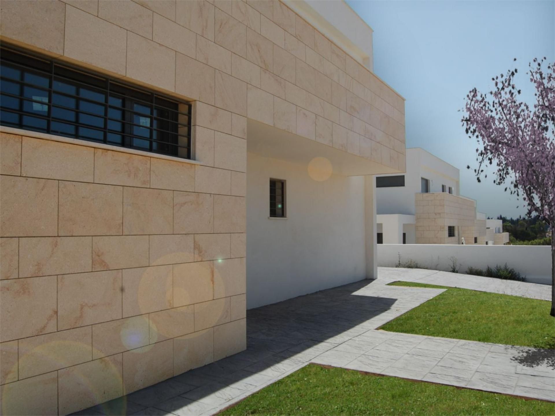 Vista exterior de Casa o xalet en venda en Conil de la Frontera amb Terrassa, Piscina i Balcó