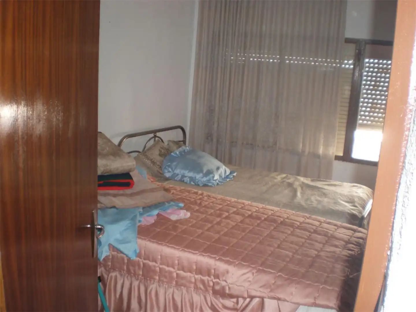 Habitación de Casa adosada en venta en Valdefuentes con Aire acondicionado, Terraza y Trastero