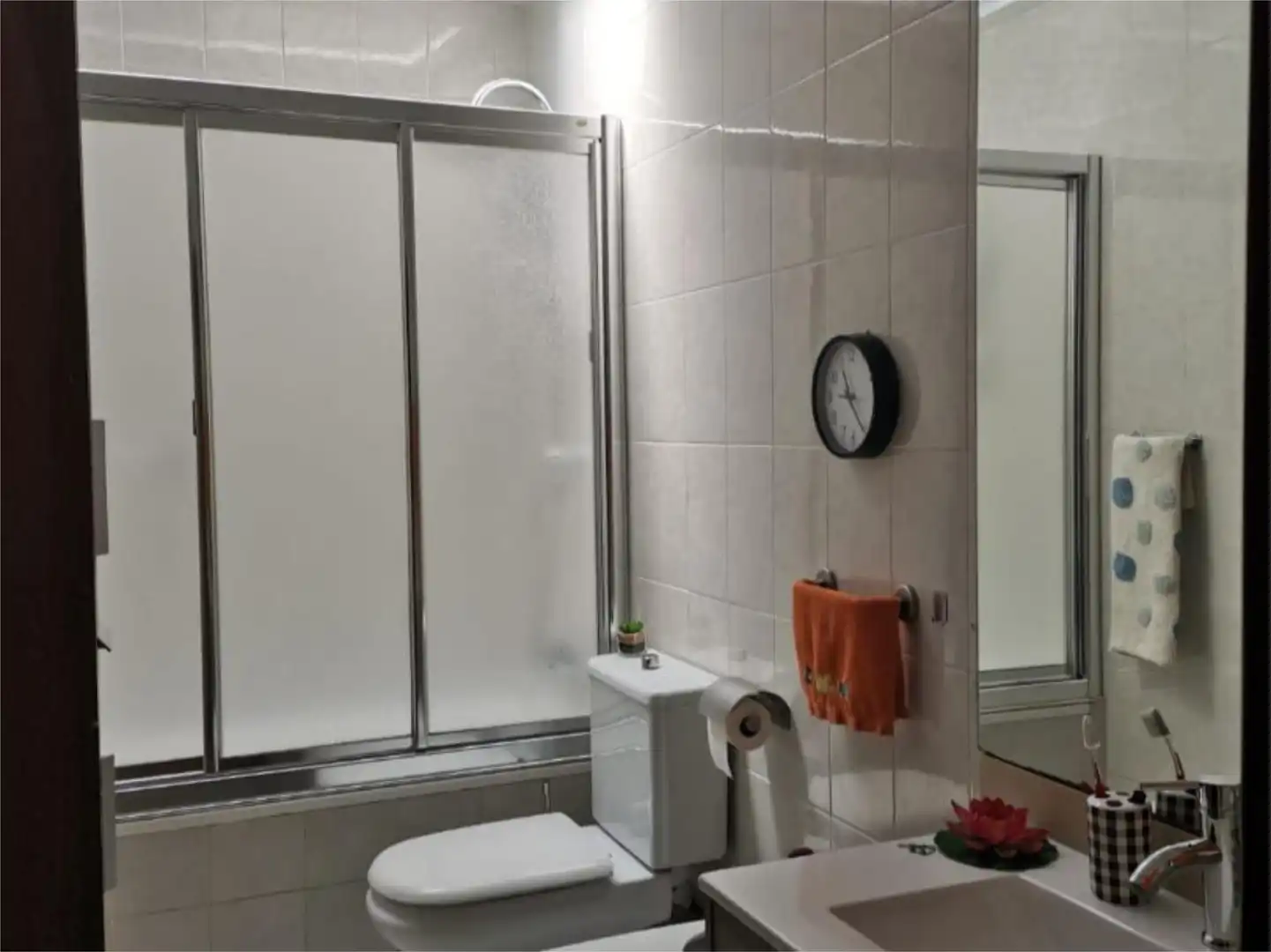 Flat for sale in Carrer Domènec Fins, 22, Montcada Centre - La Ribera Bathroom of Flat for sale in Montcada i Reixac with Air Conditioner, Heating and Parquet flooring