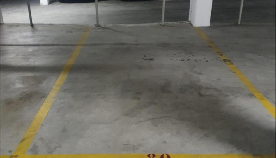 Garaje de alquiler en Plaza Castelao, 2, Rianxo, A Coruña - imagen 1 Foto 1 de Garaje de alquiler en Plaza Castelao, 2, Rianxo, A Coruña