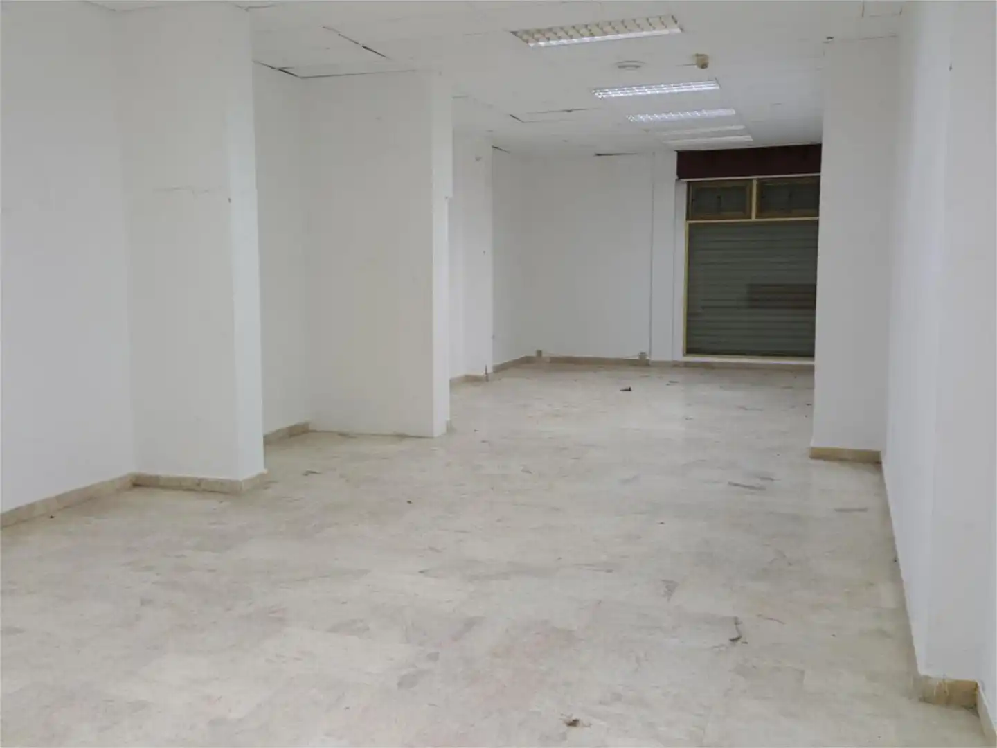 Commercial properties for sale in Calle Júpiter, 7, Muelle Commercial properties for sale in Ceuta