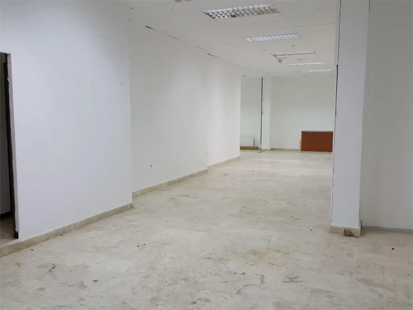Commercial properties for sale in Calle Júpiter, 7, Muelle Commercial properties for sale in Ceuta