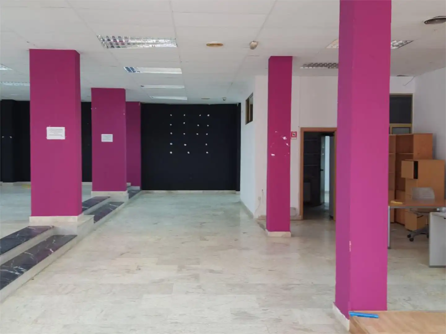 Commercial properties for sale in Calle Júpiter, 7, Muelle Commercial properties for sale in Ceuta