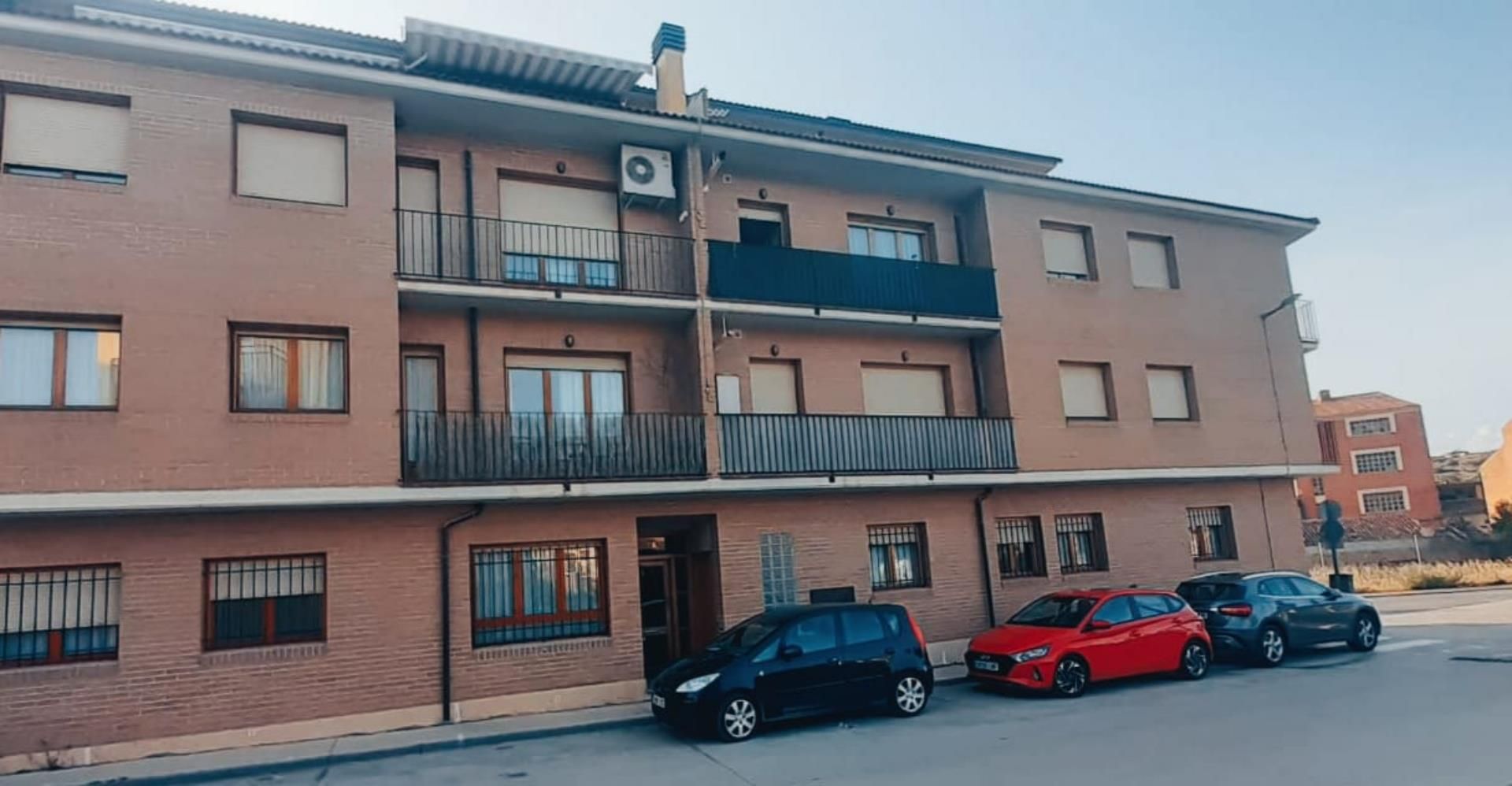 Vista exterior de Pis en venda en Valderrobres amb Aire condicionat, Calefacció i Terrassa
