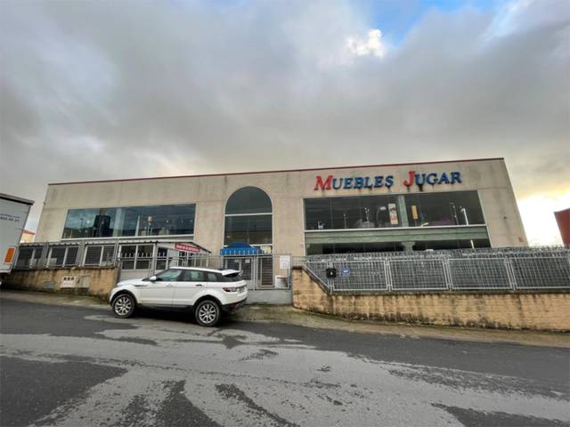 Local comercial en Alquiler en Plaza las Ventillas, 63 en Sotillo de la Adrada