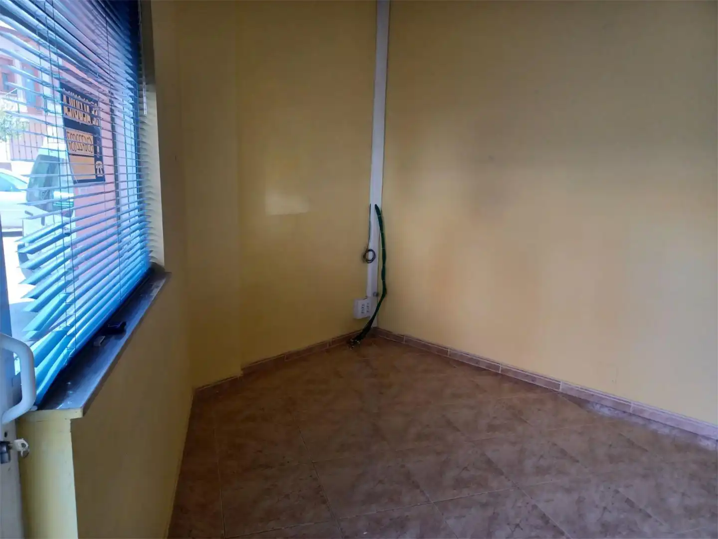 Schlafzimmer von Büro zur Miete in Santa María del Páramo mit Heizung