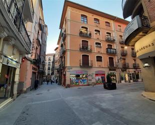 Vista exterior de Pis en venda en  Teruel Capital amb Balcó