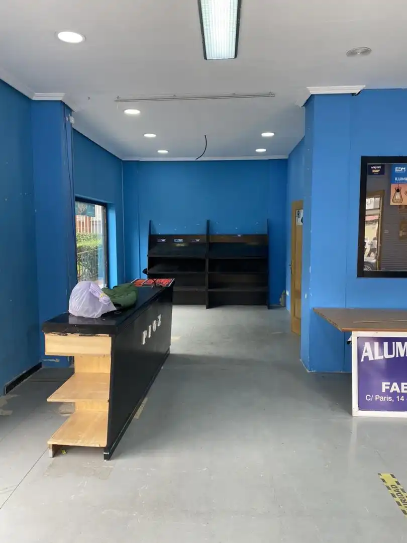 Commercial properties for rent in Calle de Galicia, 56, El Naranjo Commercial properties for rent in Fuenlabrada